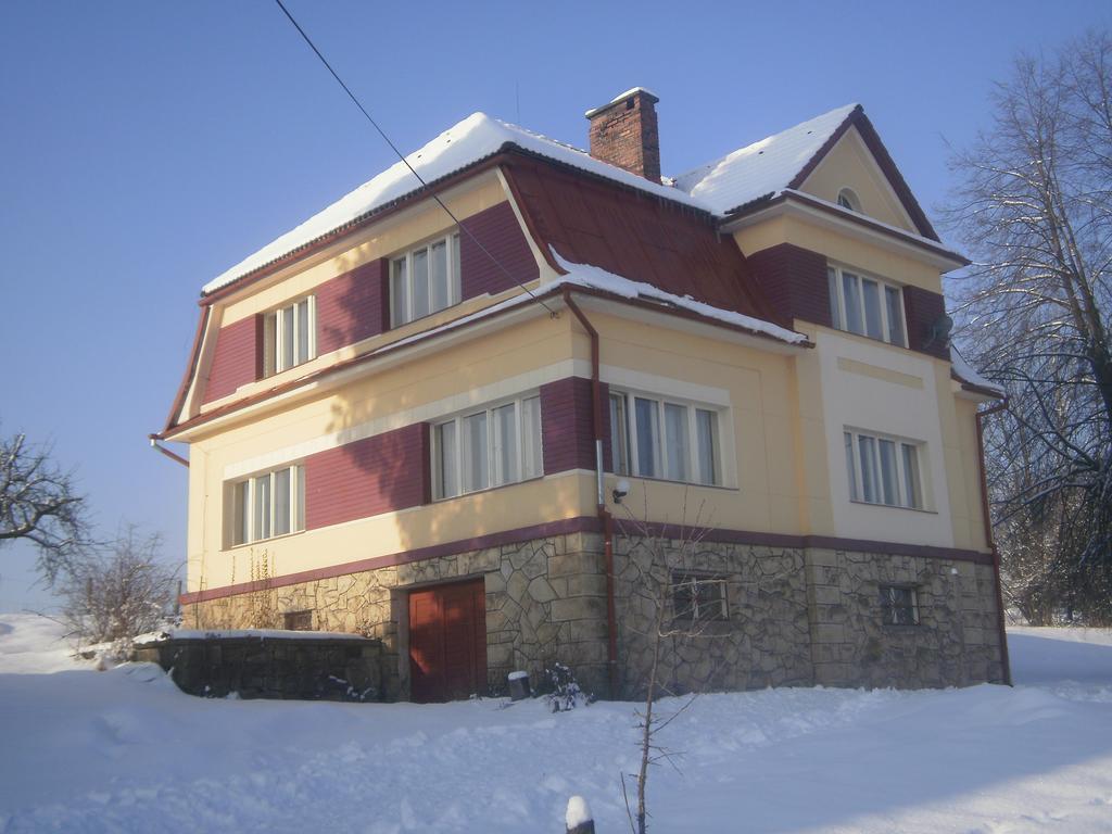 Familiehuis Fuchs Horni Branna Quarto foto